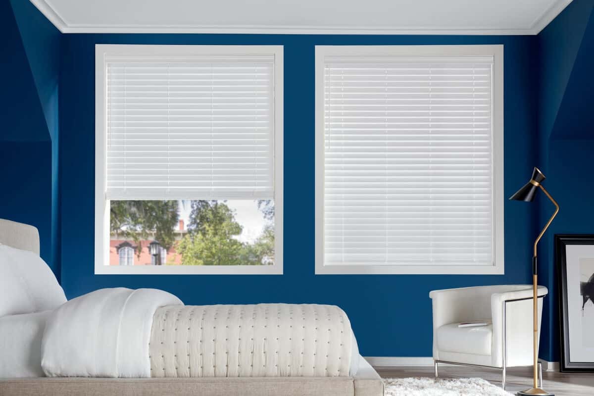 Hunter Douglas EverWood® Alternative Wood Blinds window blinds, faux blinds, aluminum blinds near Tacoma, Washington (WA).